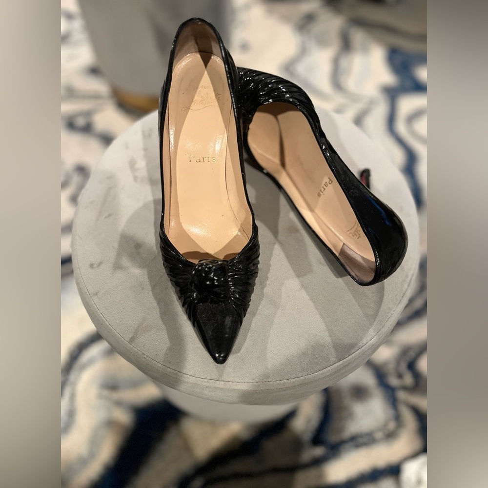 Christian Louboutin Black Pumps
